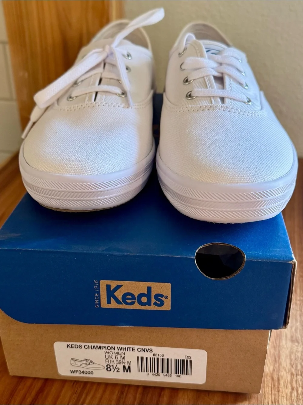 Keds Champion Originals Lace-Up - Women’s Size 8.5 - White - NWT - Picture 3 of 7